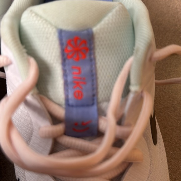 Women Nike Revolution 6 NM PRM Running Size 12 White/ OK Smoke Grey DO9475 100 - Picture 2 of 6